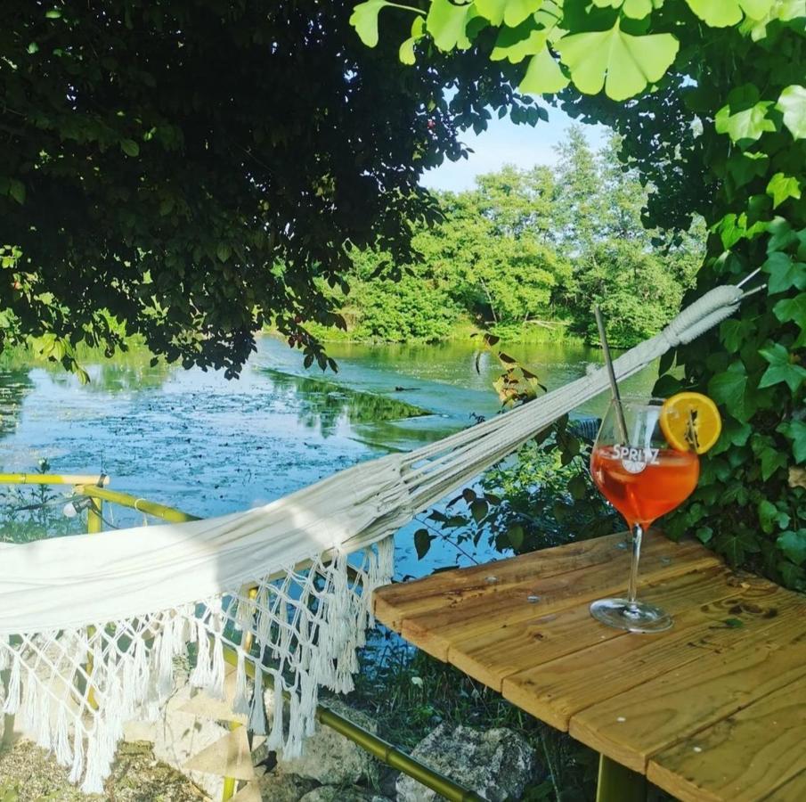 Moulin De Monpoisson Bed & Breakfast Le Puy Ngoại thất bức ảnh